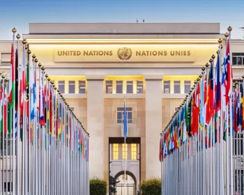 Enquanto Davos prospera, a ONU vacila e o mundo paga o preço